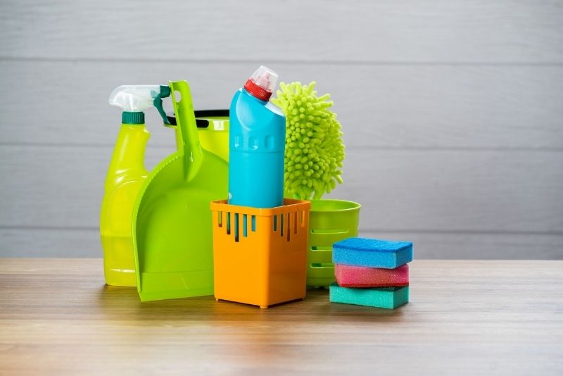 various cleaning products and materials use in cleaning