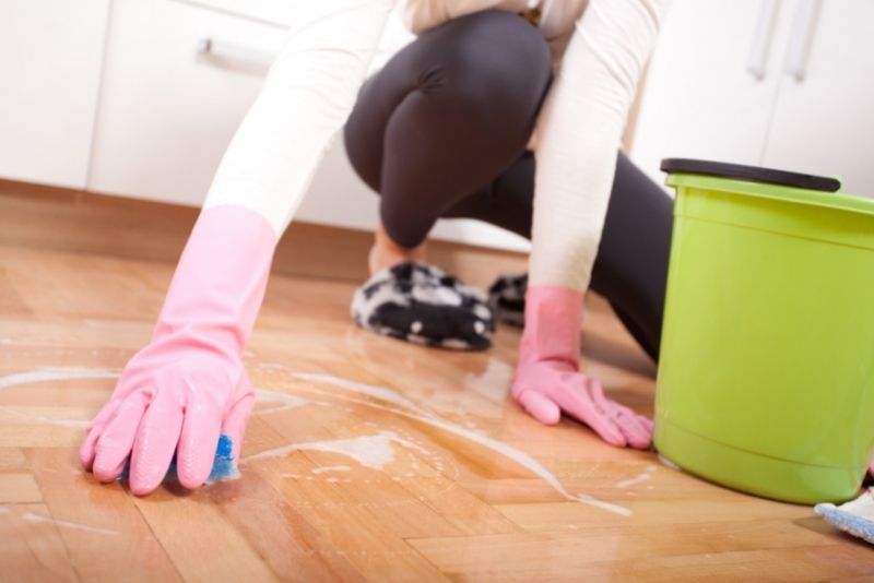 best cleaners in Toowoomba expertly cleaning the floor